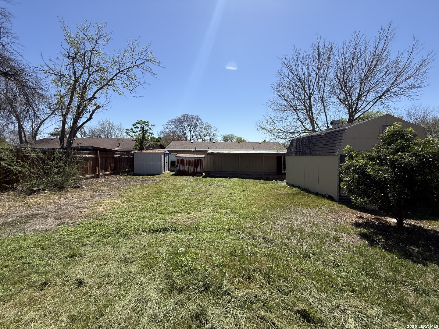 303 Avenue D Converse TX 78109