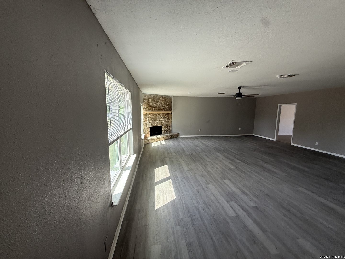 303 Avenue D Converse TX 78109