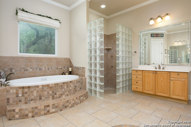 26807 Interstate 10 W Boerne TX 78006