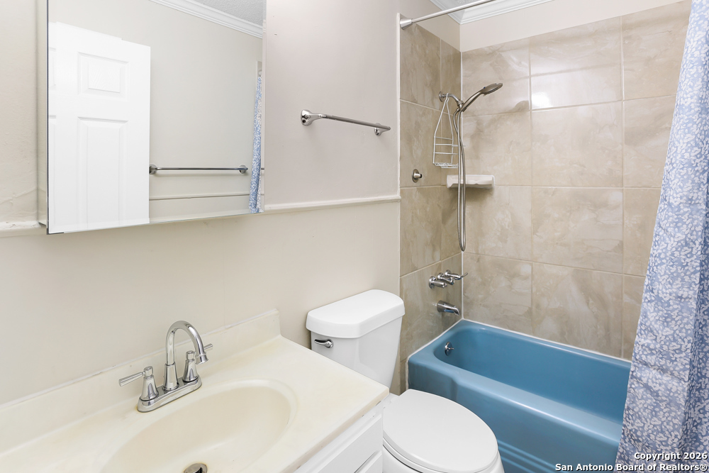 115 Harcourt San Antonio TX 78223