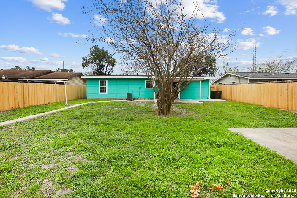 115 Harcourt San Antonio TX 78223