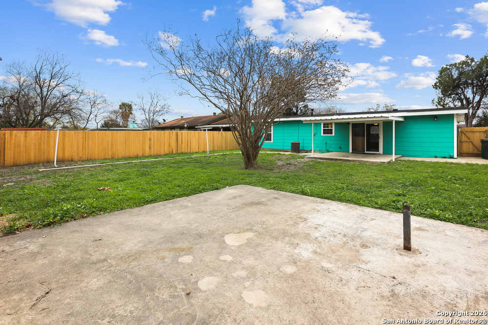 115 Harcourt San Antonio TX 78223