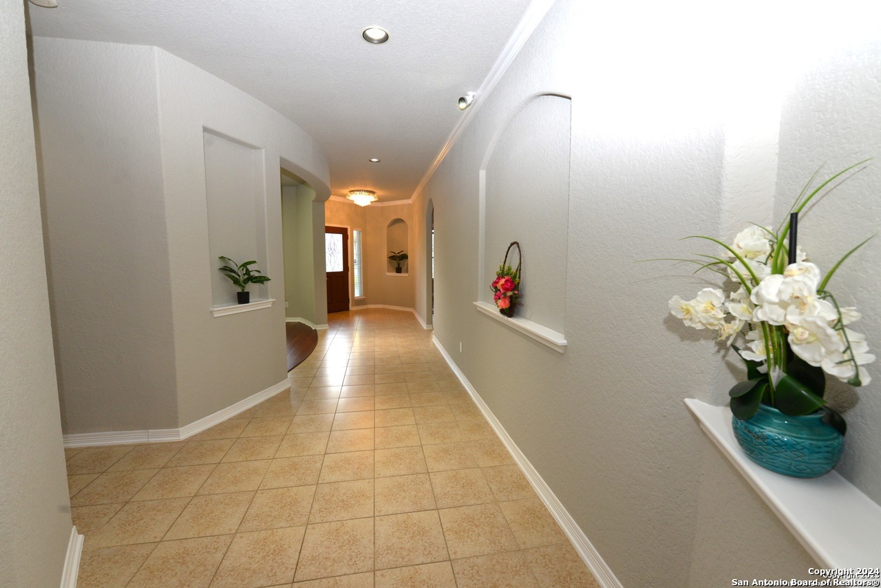 2402 Cortona Mist San Antonio TX 78260