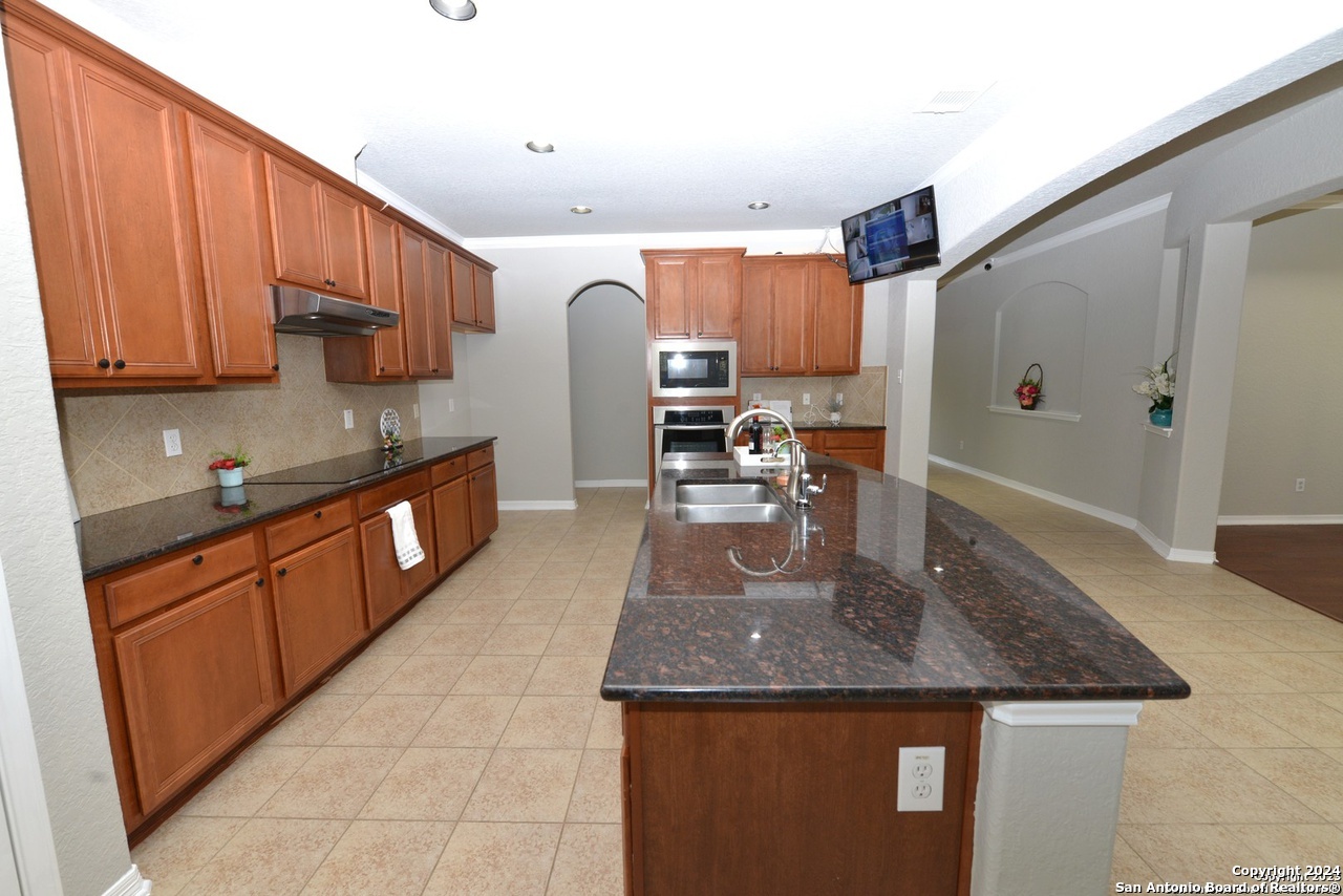 2402 Cortona Mist San Antonio TX 78260
