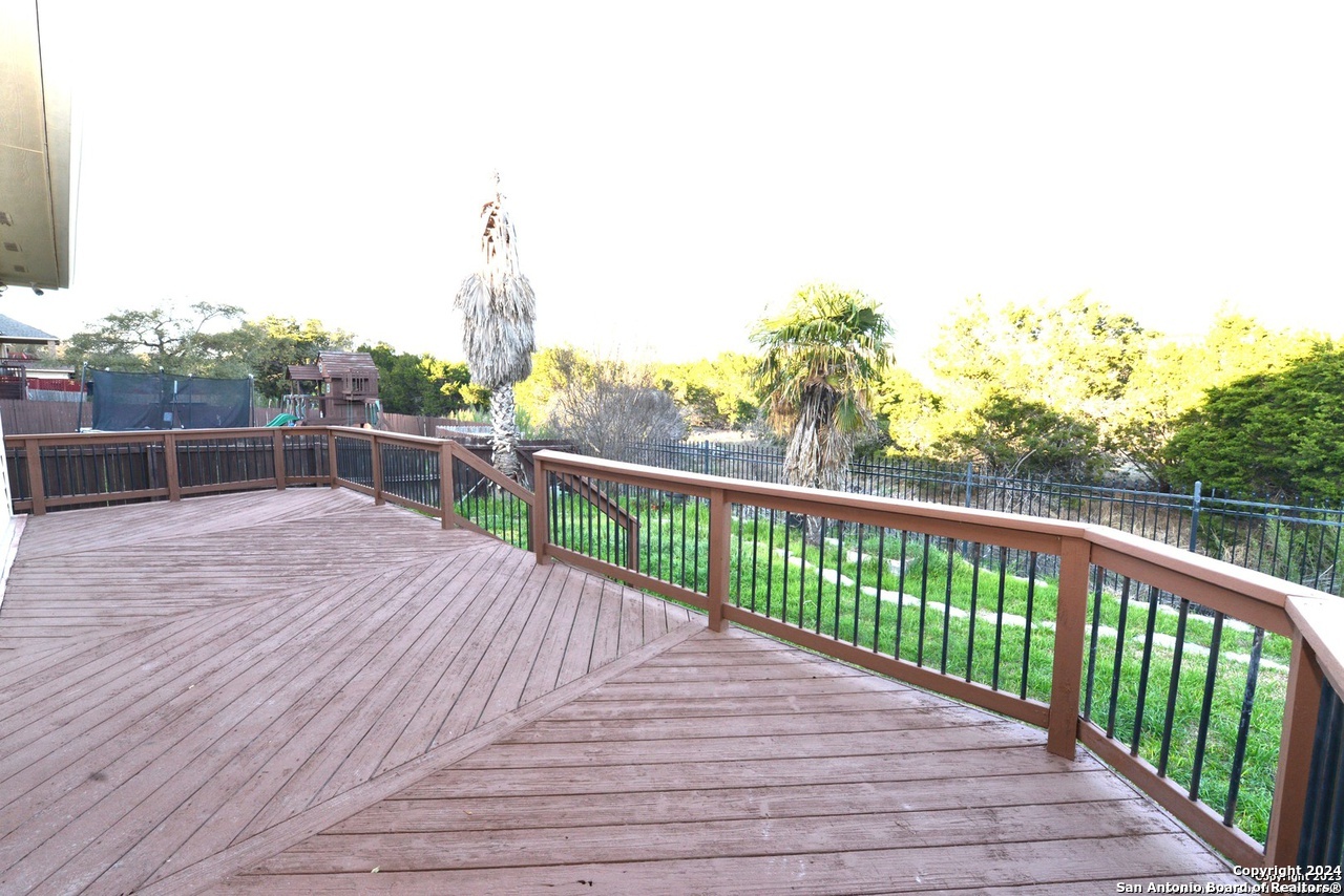 2402 Cortona Mist San Antonio TX 78260