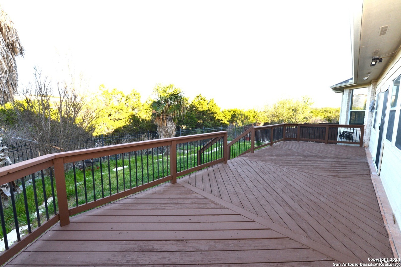 2402 Cortona Mist San Antonio TX 78260