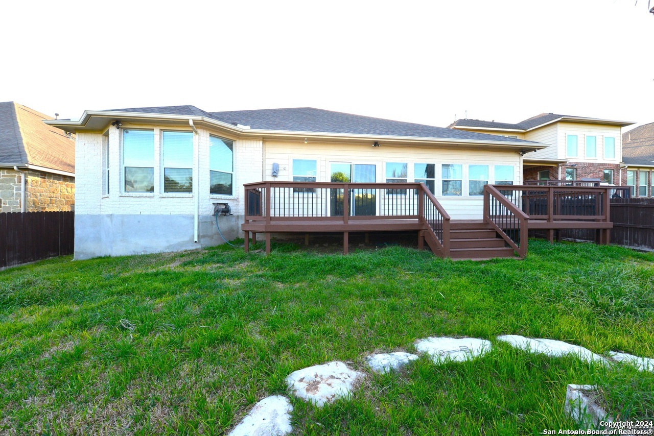 2402 Cortona Mist San Antonio TX 78260