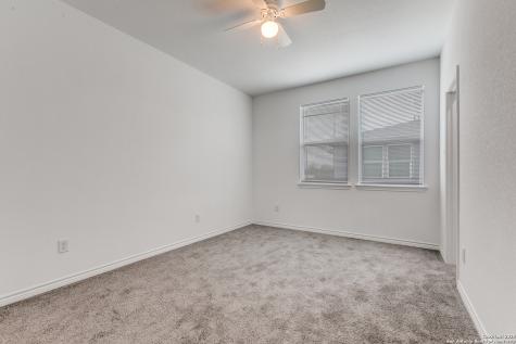 1835 W Poplar San Antonio TX 78207