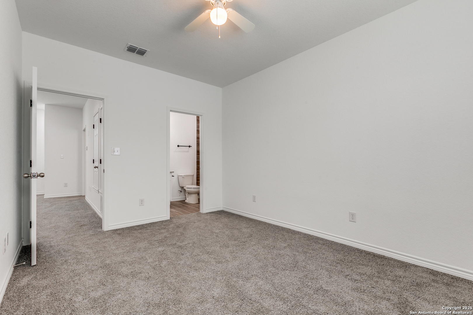 1835 W Poplar San Antonio TX 78207