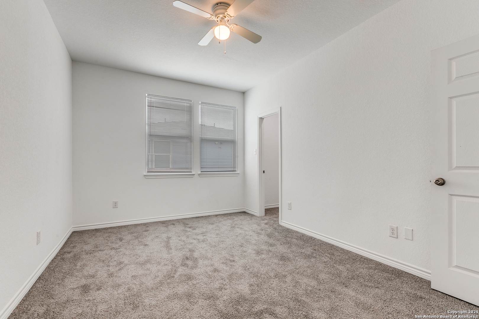 1835 W Poplar San Antonio TX 78207