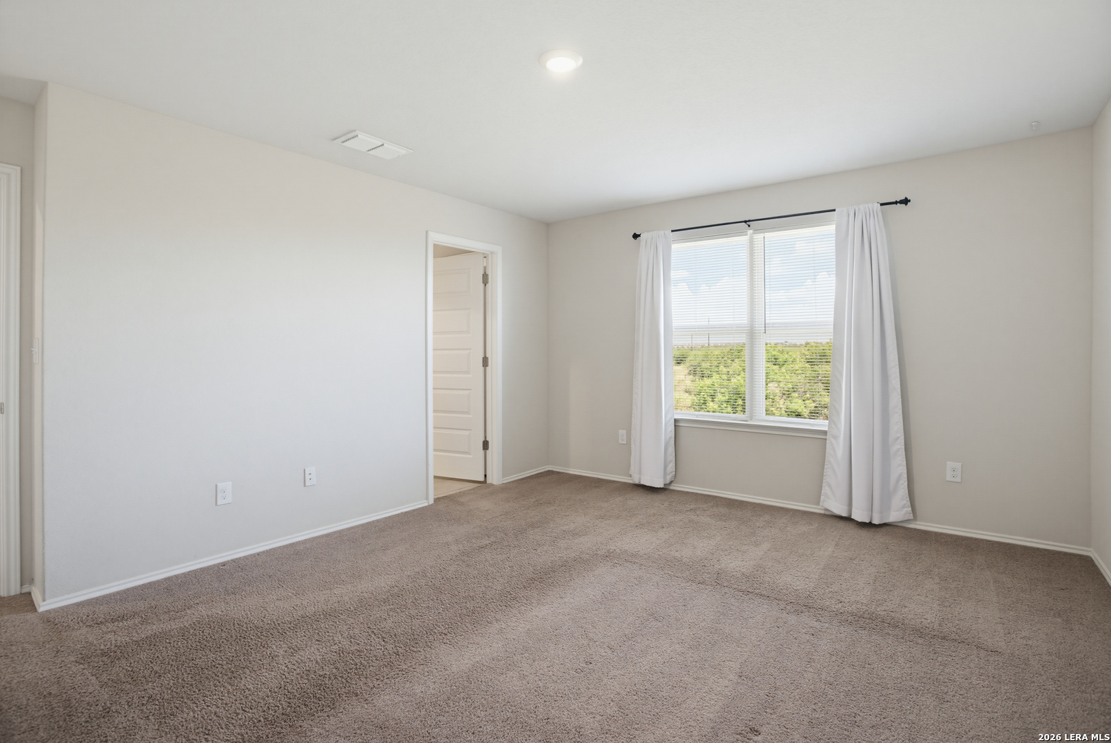 10803 Airman Drive Converse TX 78109