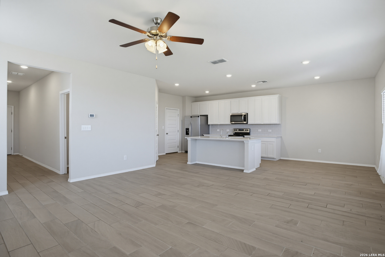 10803 Airman Drive Converse TX 78109