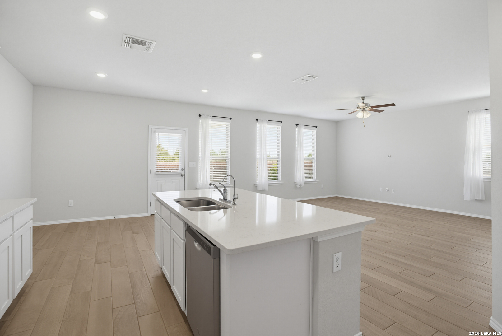 10803 Airman Drive Converse TX 78109