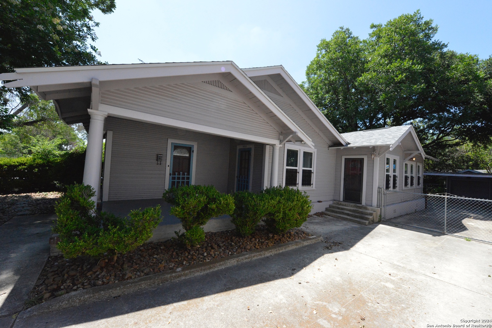 423 W Huisache San Antonio TX 78212