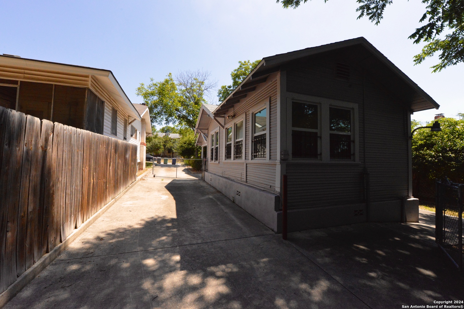 423 W Huisache San Antonio TX 78212