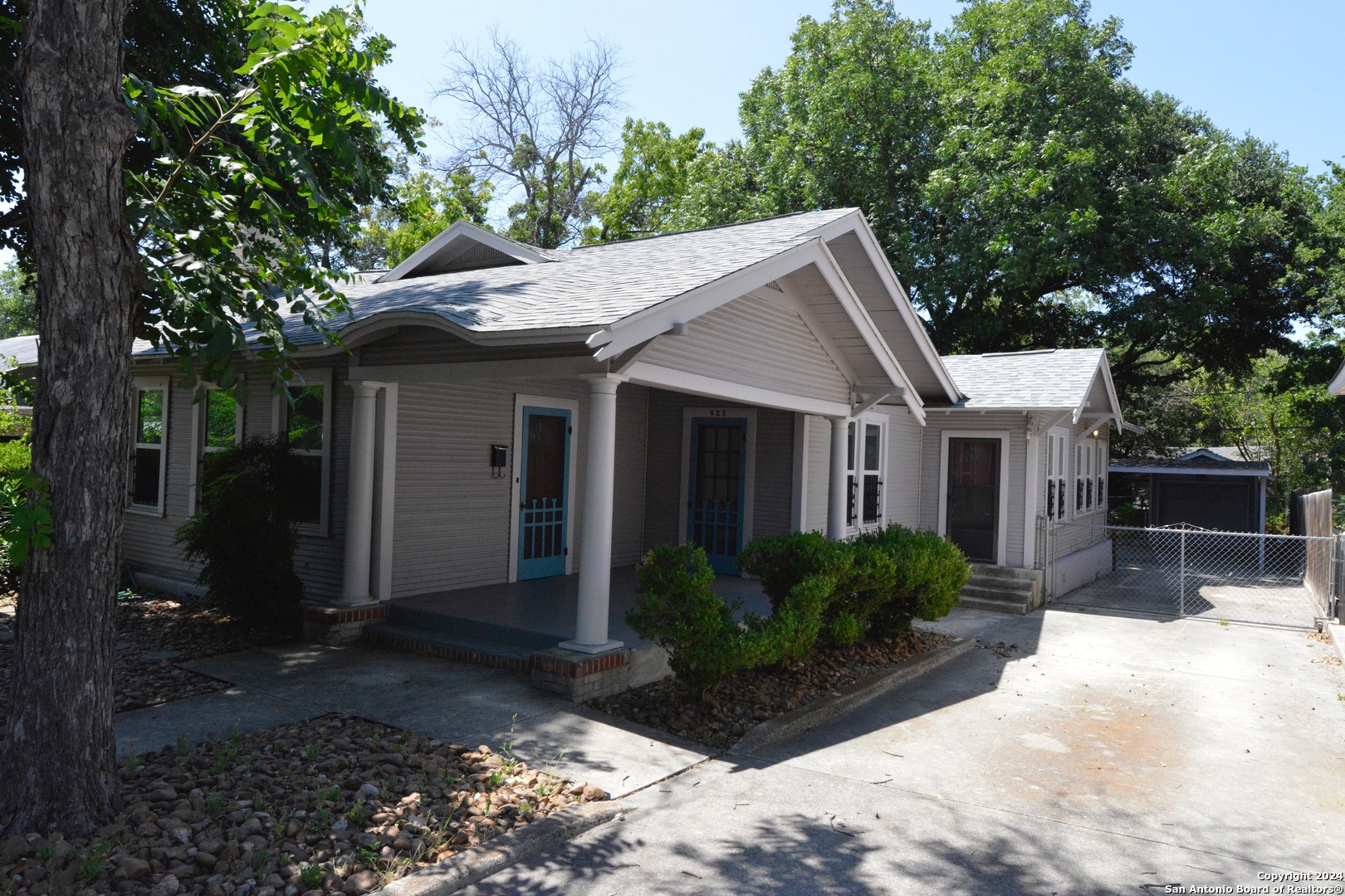 423 W Huisache San Antonio TX 78212