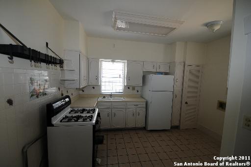 423 W Huisache San Antonio TX 78212
