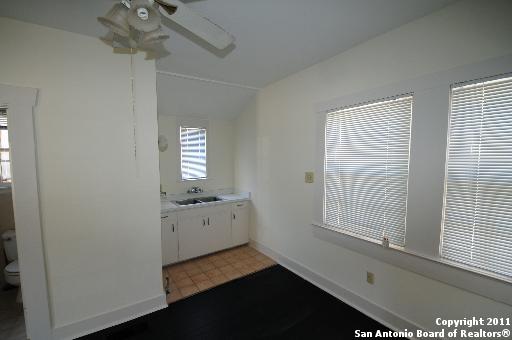 423 W Huisache San Antonio TX 78212