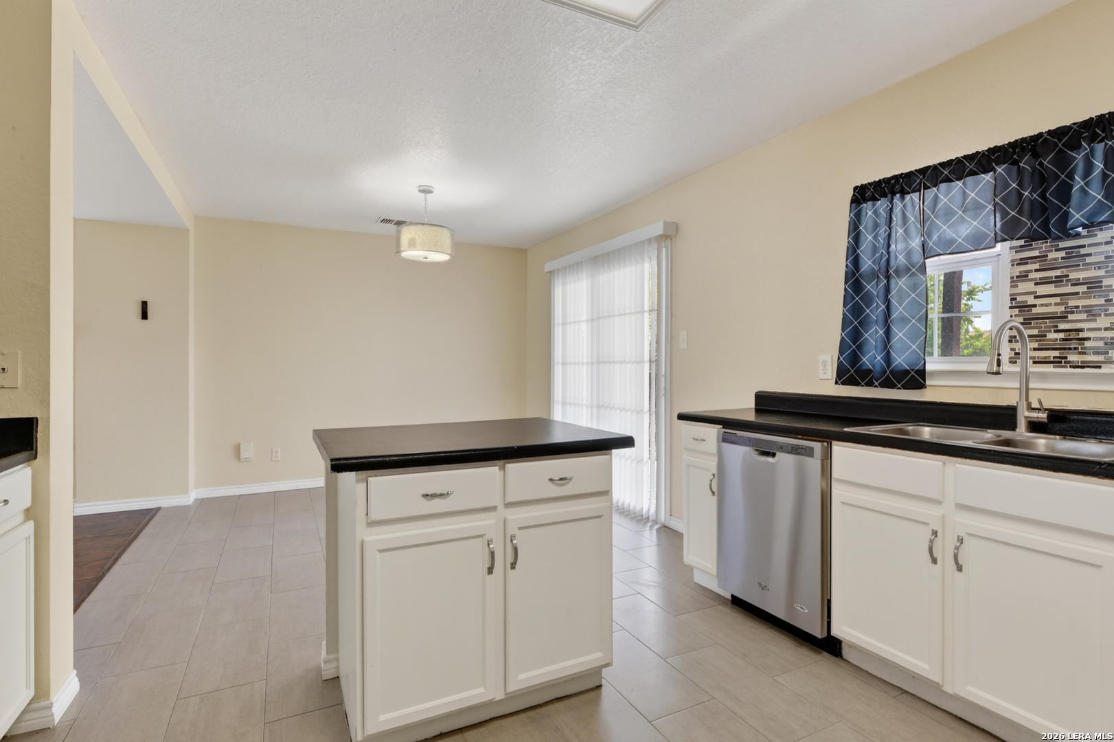 5012 Viking Coral San Antonio TX 78244