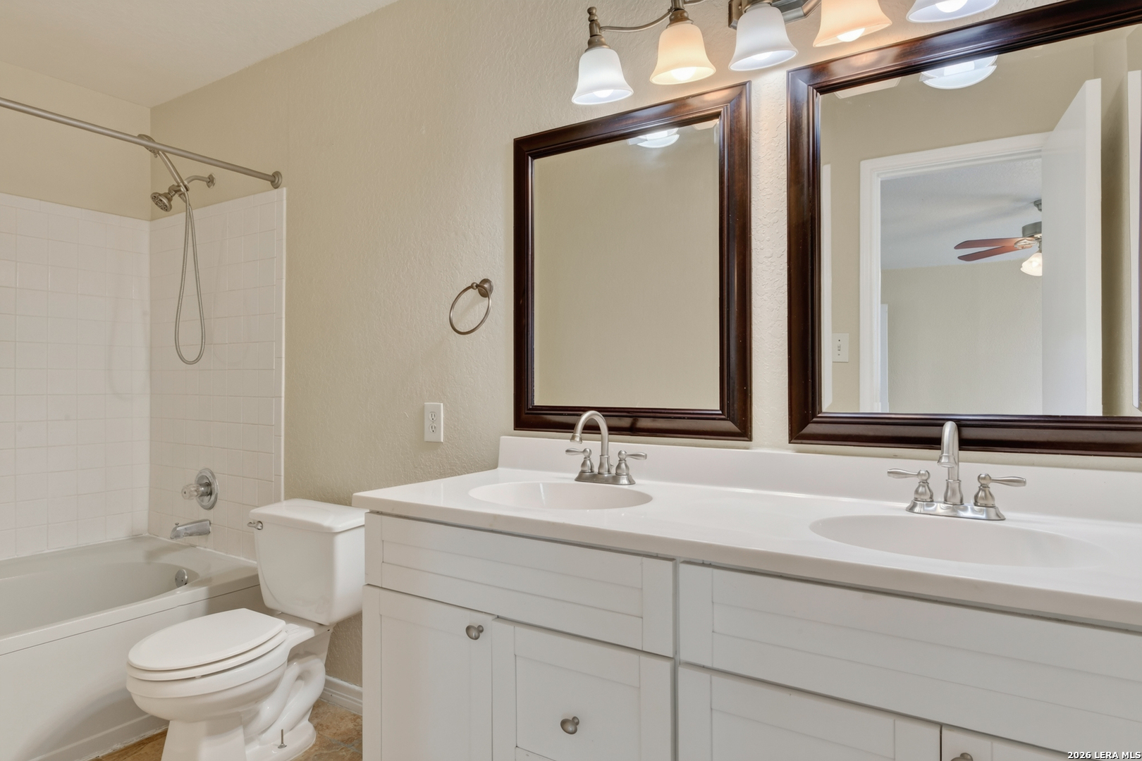 5012 Viking Coral San Antonio TX 78244