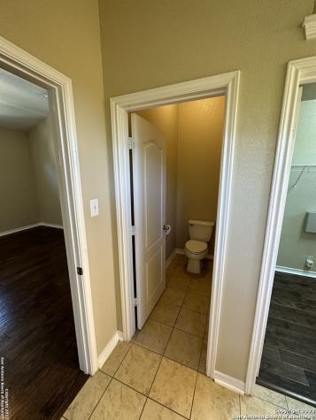 21719 Dion Village San Antonio TX 78258