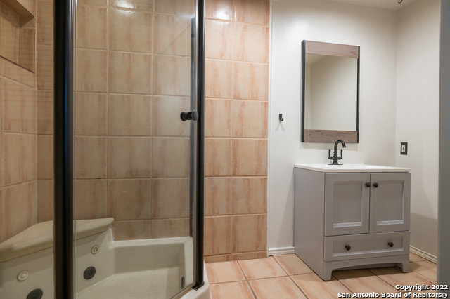 17119 Terra Rosa Helotes TX 78023