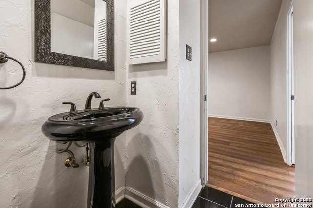 17119 Terra Rosa Helotes TX 78023