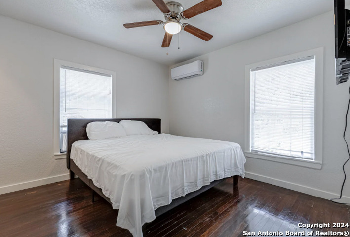 902 Fair Avenue San Antonio TX 78223