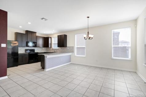 2407 Sunset Bend San Antonio TX 78244