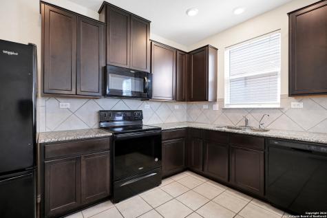 2407 Sunset Bend San Antonio TX 78244
