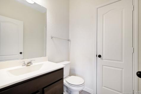 2407 Sunset Bend San Antonio TX 78244