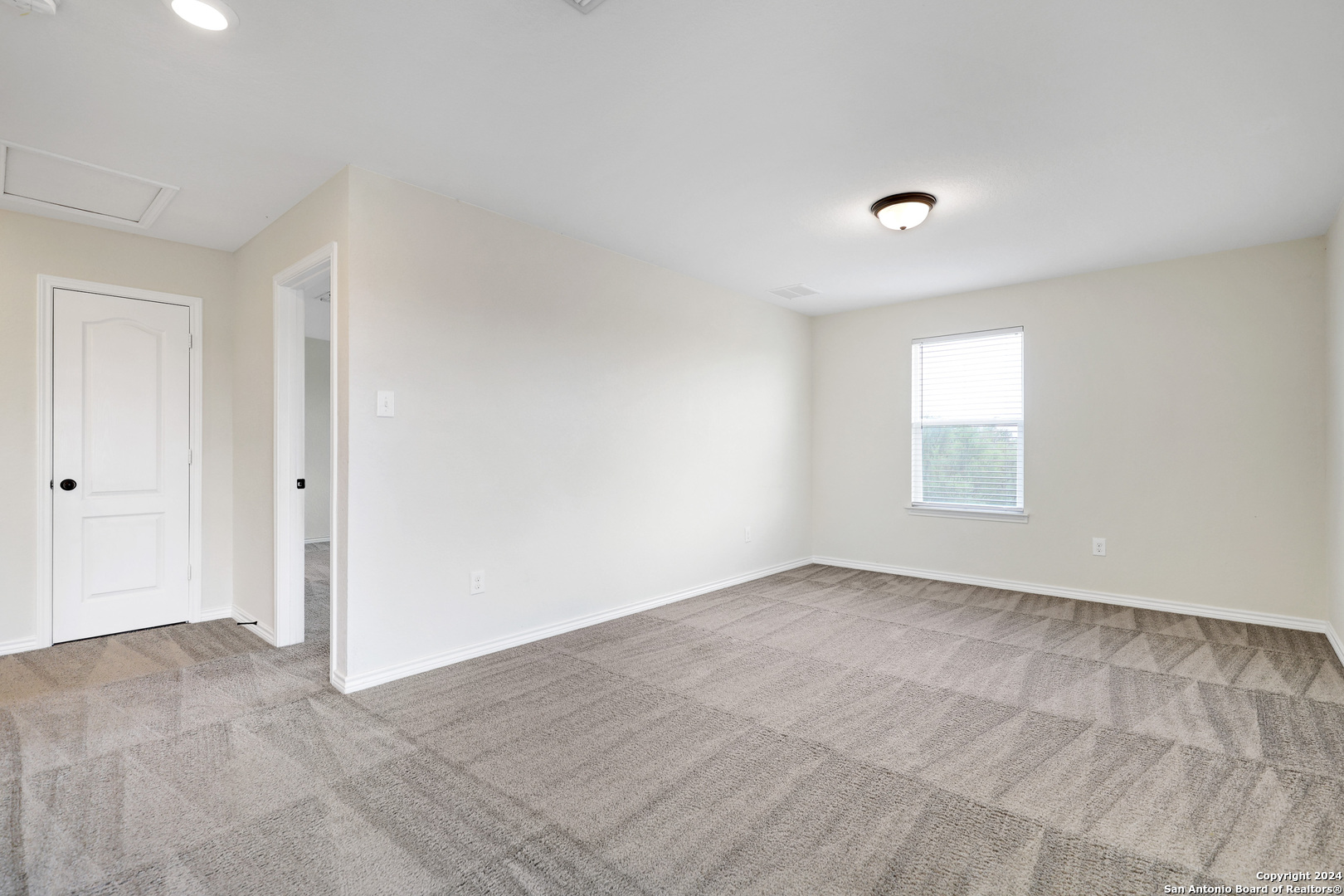 2407 Sunset Bend San Antonio TX 78244