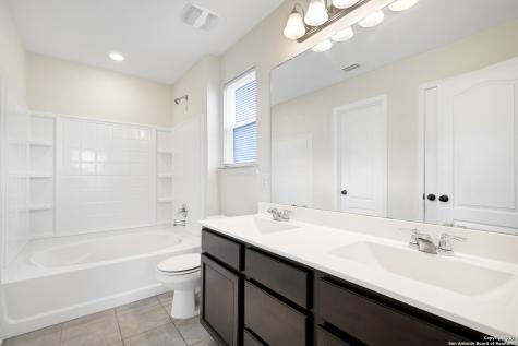 2407 Sunset Bend San Antonio TX 78244