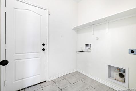 2407 Sunset Bend San Antonio TX 78244
