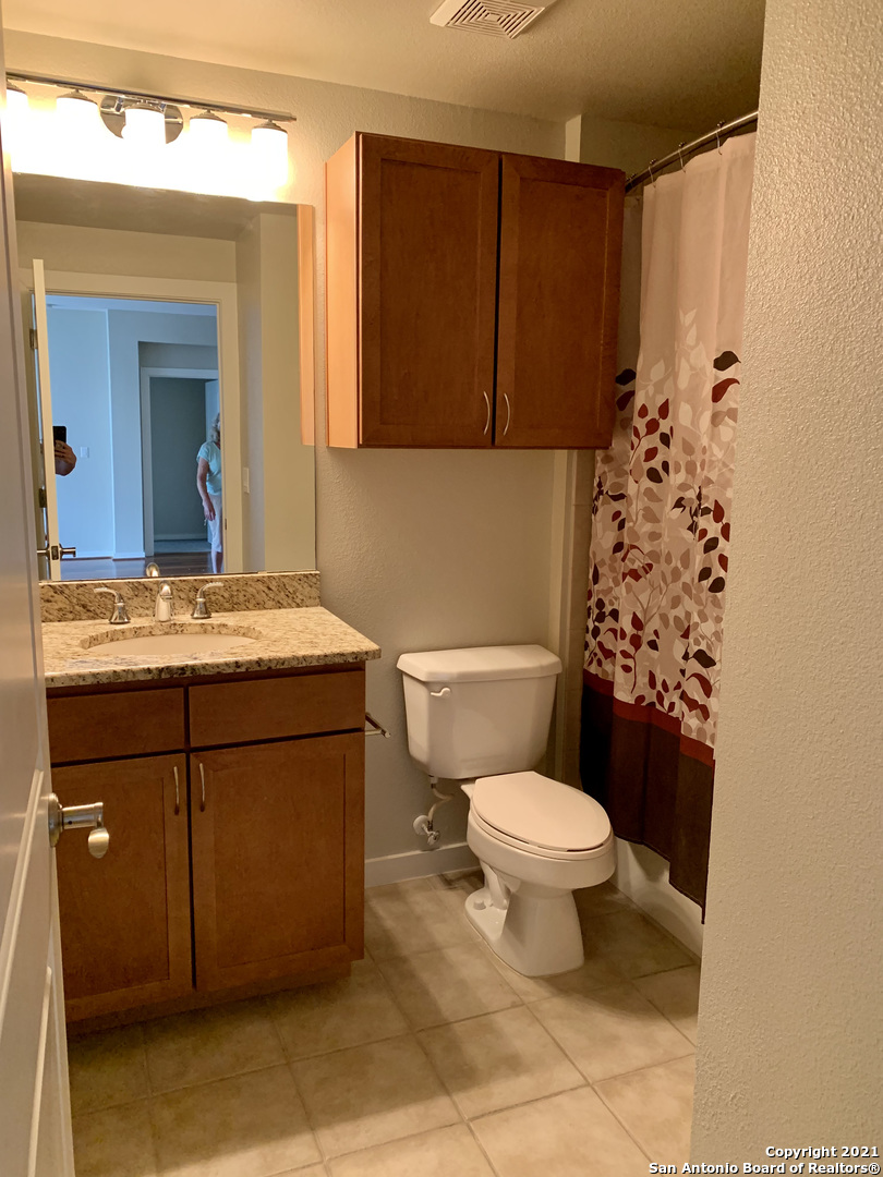 7342 Oak Manor Drive San Antonio TX 78229