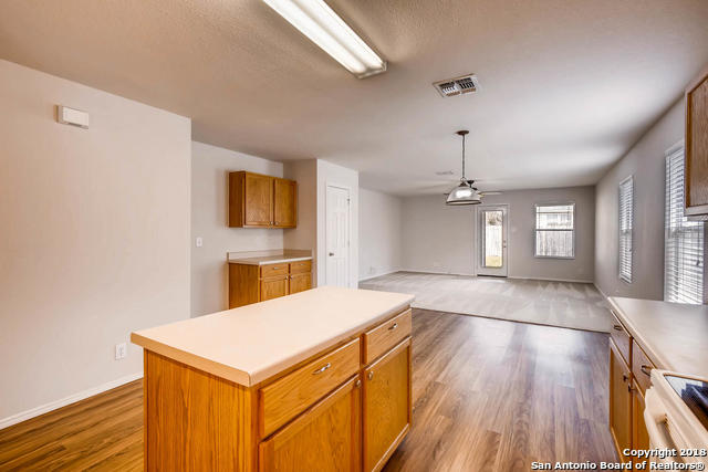 3827 Ponderosa Bend San Antonio TX 78261