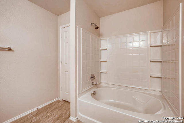 3827 Ponderosa Bend San Antonio TX 78261