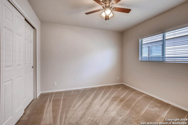 3827 Ponderosa Bend San Antonio TX 78261