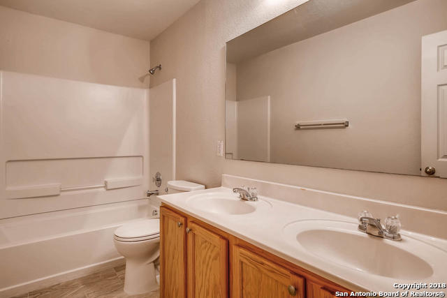 3827 Ponderosa Bend San Antonio TX 78261