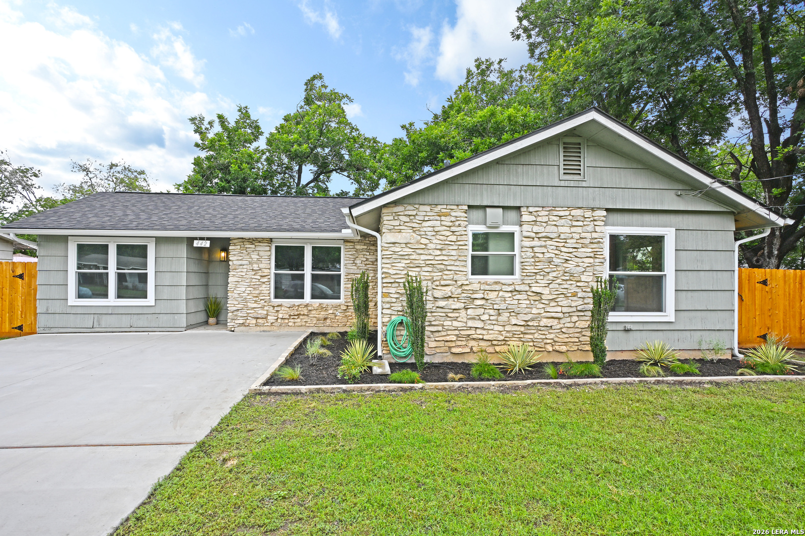 442 Rothe Loop New Braunfels TX 78130