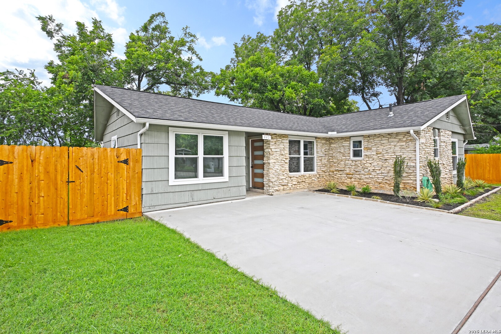 442 Rothe Loop New Braunfels TX 78130