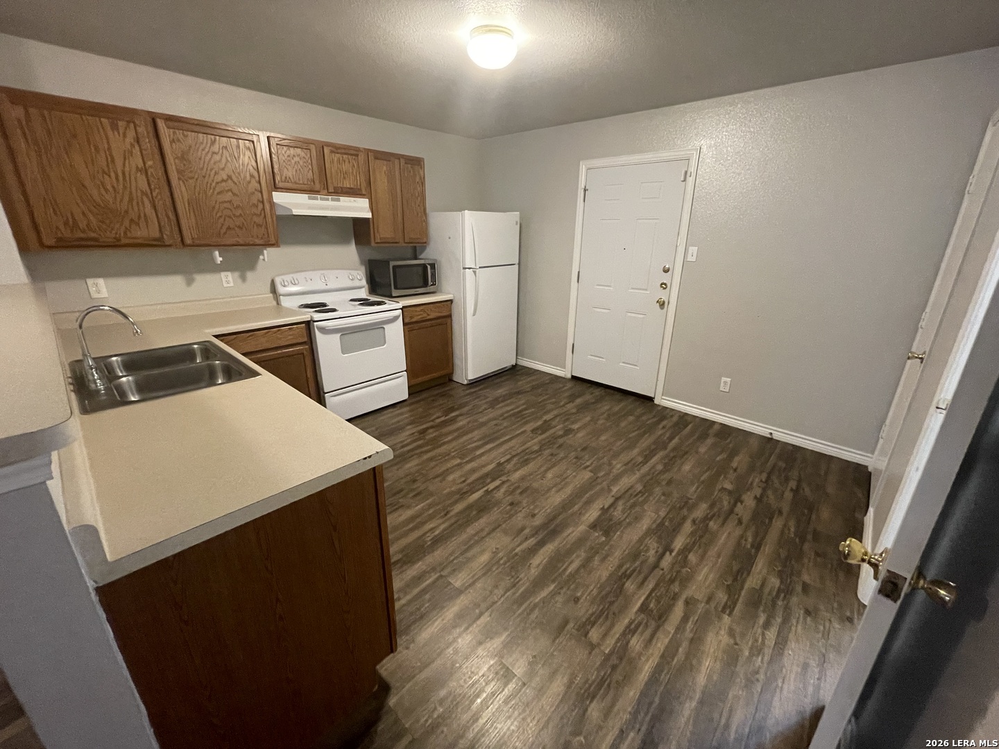 24 Bratton Drive San Antonio TX 78245