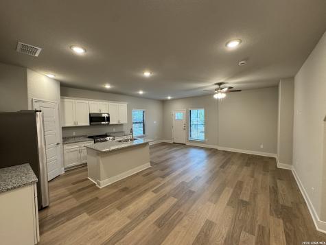 7153 Magnolia Creek San Antonio TX 78252