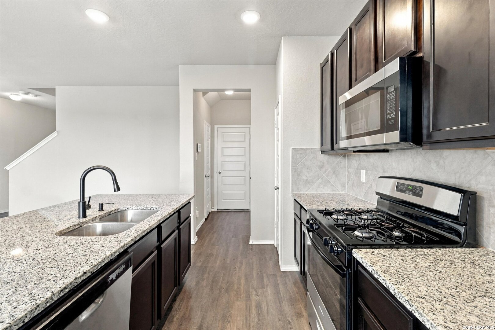 5106 Sandstone Way San Antonio TX 78222