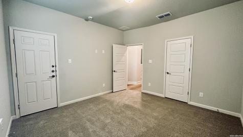 7157 Magnolia Creek San Antonio TX 78252