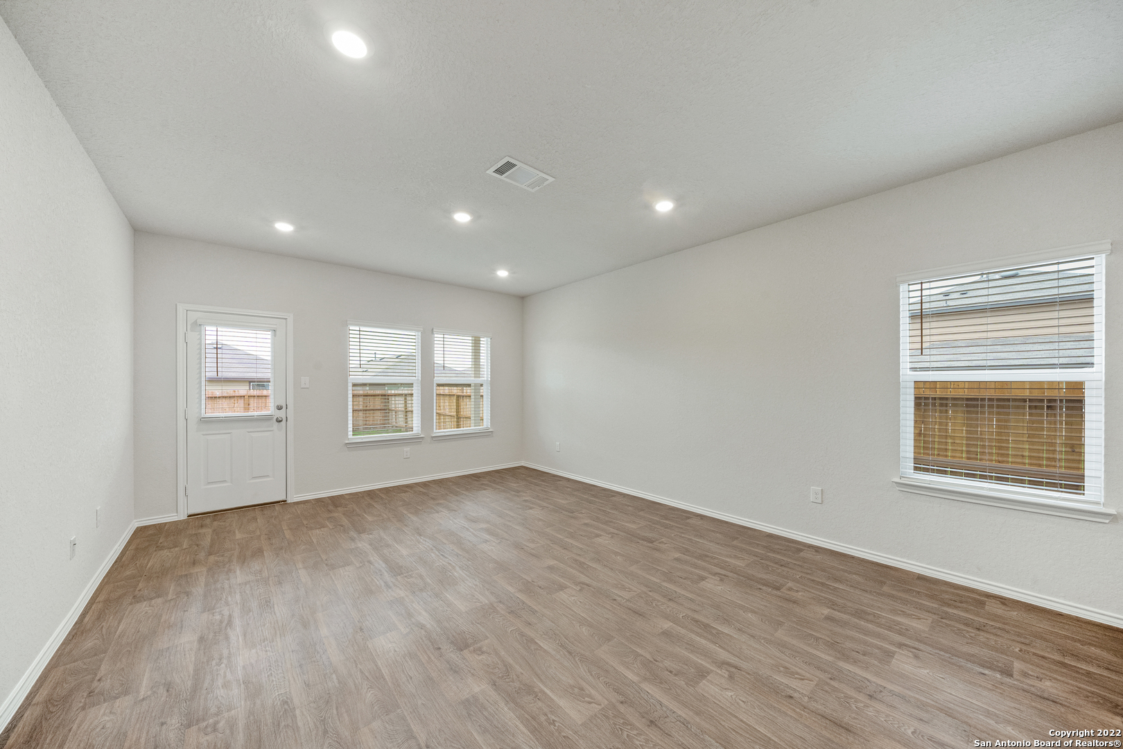 12030 Kettle River San Antonio TX 78245