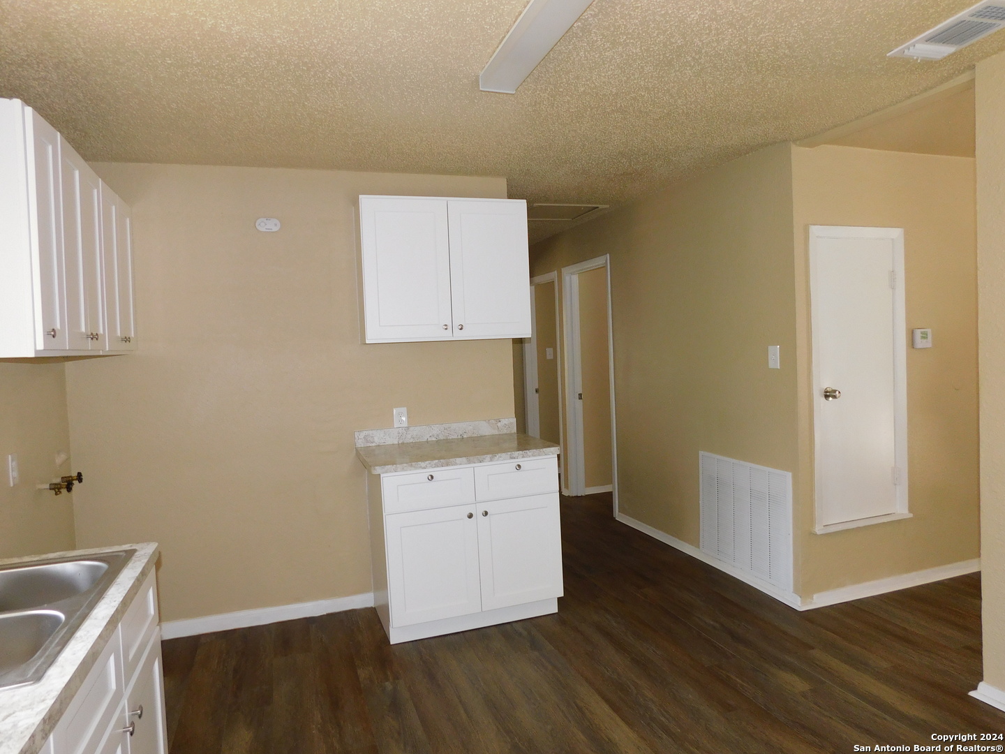 9017 Garnett Avenue San Antonio TX 78221
