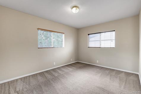 210 Birchwood Bay San Antonio TX 78253