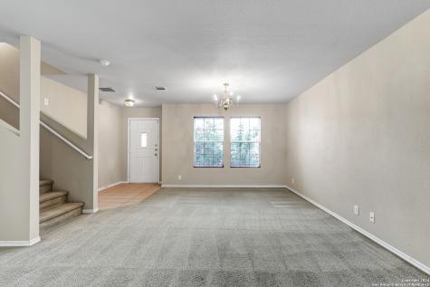210 Birchwood Bay San Antonio TX 78253