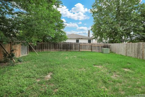 210 Birchwood Bay San Antonio TX 78253